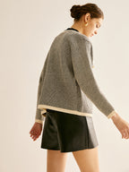 R&B | Tweed Cardigan Kontrastdetails und Goldknöpfe Klassisch und Sophisticated