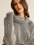 R&B | Strickpullover Gestreiftes Design und Kragen Zeitlose Mode