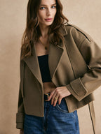 R&B | Kurz Geschnittener Wollblazer in Khaki Stilvolle Eleganz für Jeden Anlass