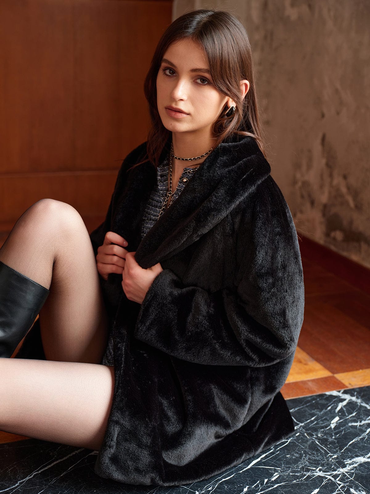 R&B | Lange Kunstfelljacke Eleganz für Den Winter