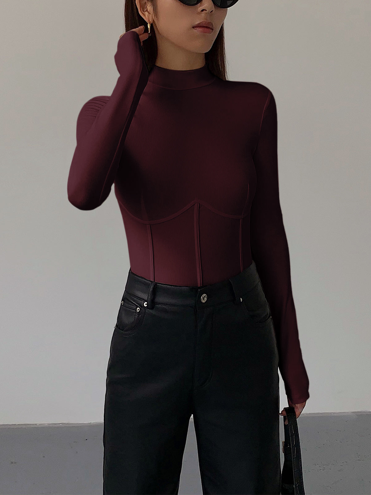 R&B | Klassische Slim Fit T-Shirt für Frauen