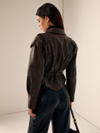 R&B | Taillierter Lederblazer mit Gürtel Elegant & Modern