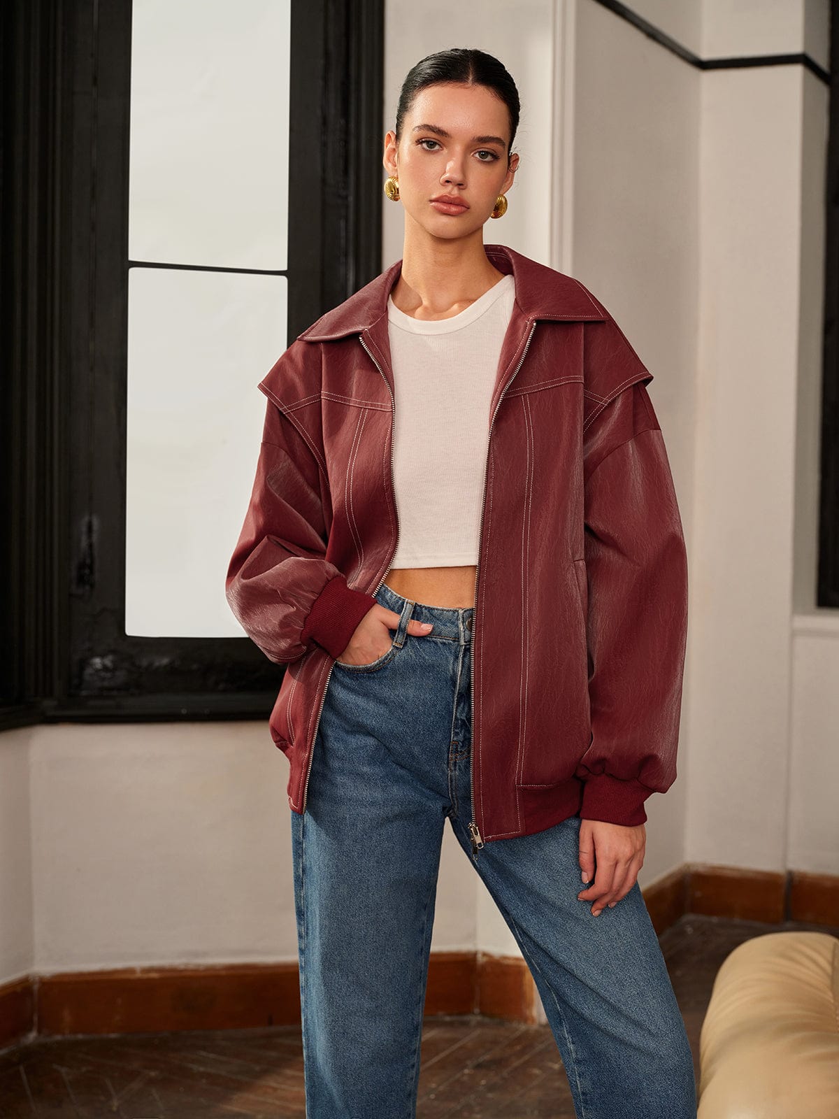 R&B | Bordeauxrote Jacke mit Sportivem Akzent