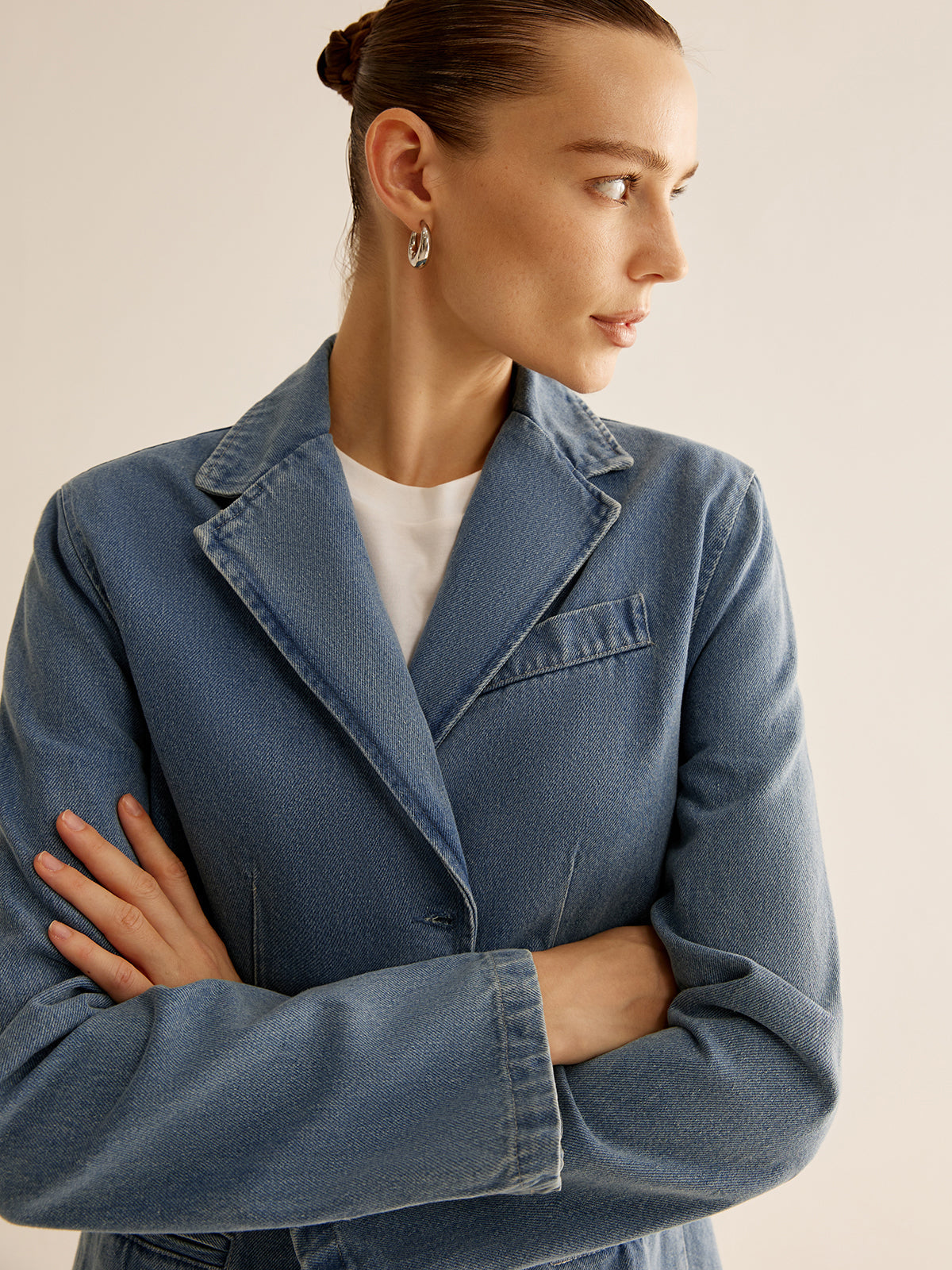 R&B | Denimjacke mit Knopfverschluss Klassischer Schnitt Lässig und Vielseitig