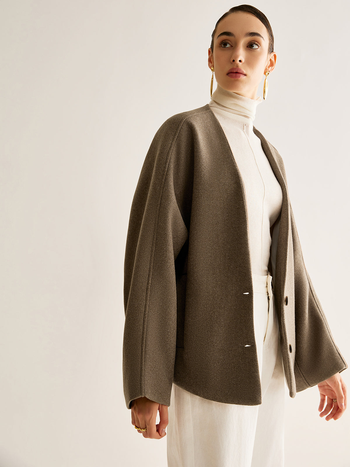 R&B | Hals Lose Warme Jacke