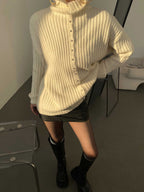 R&B | Off-shoulder Cardigan mit Perlenknöpfen Ribstrick Elegant und Lässig