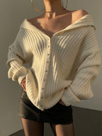 R&B | Off-shoulder Cardigan mit Perlenknöpfen Ribstrick Elegant und Lässig