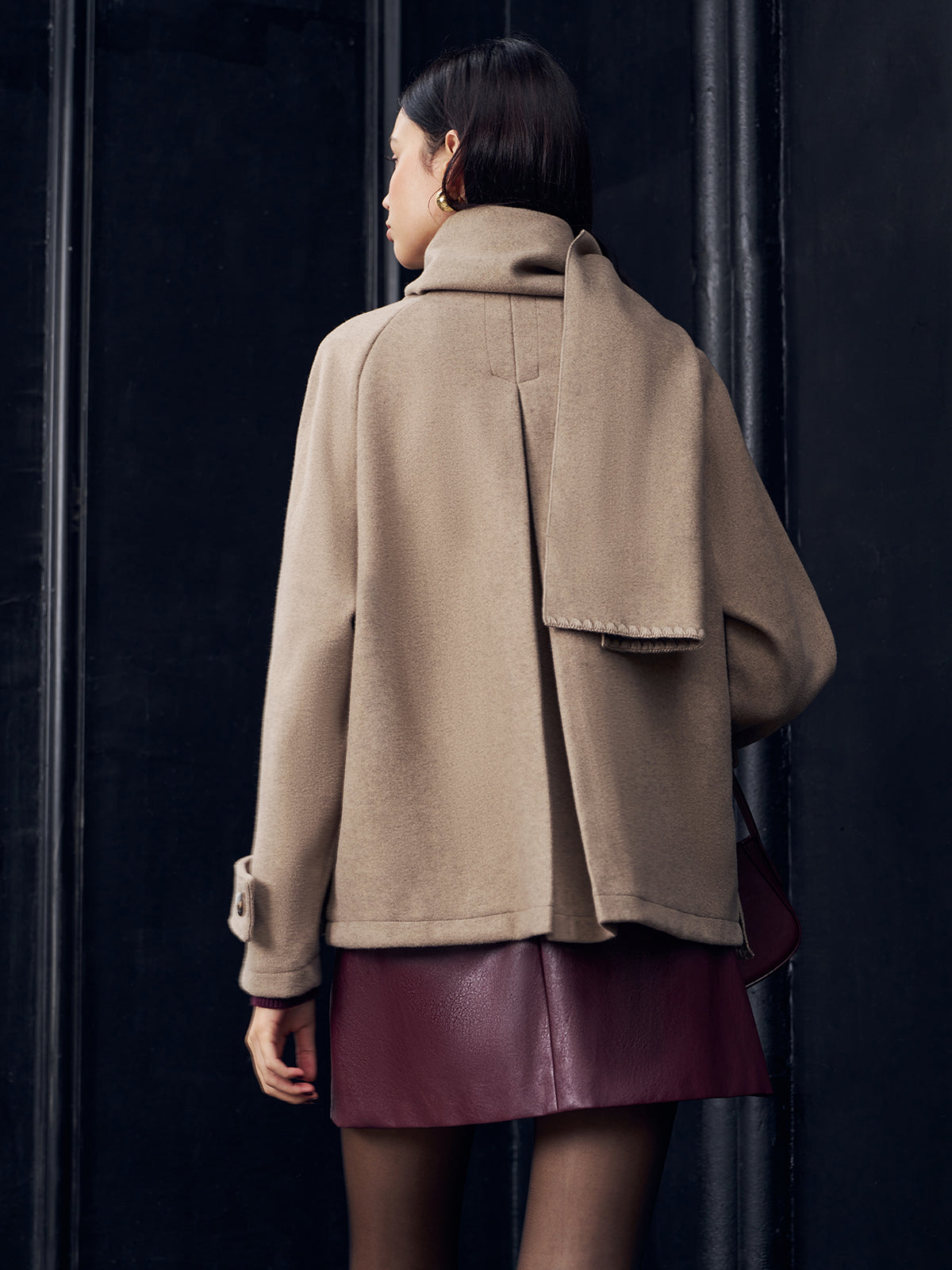 R&B | Jacke mit passendem Knopf-Schal