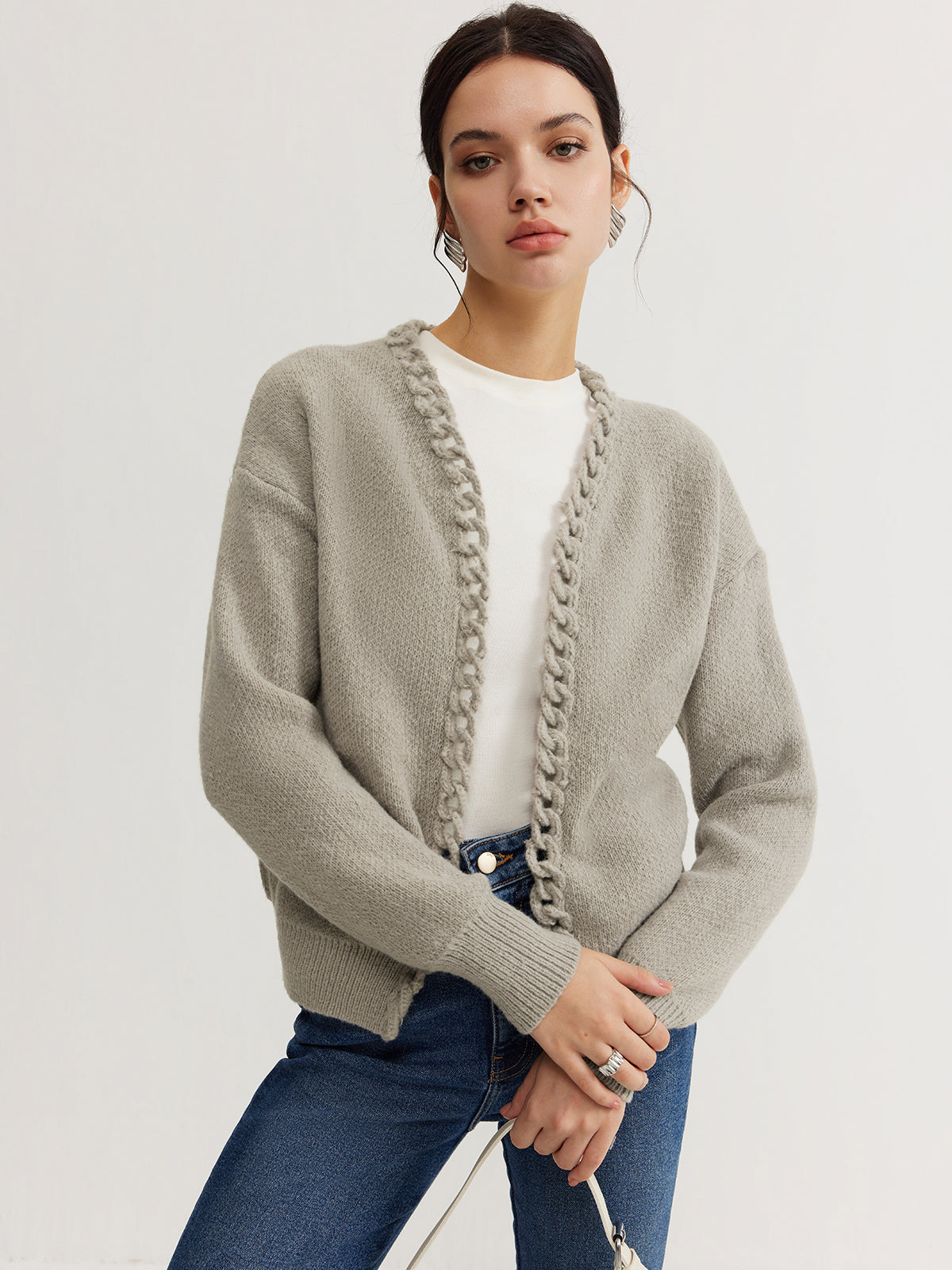 R&B | Cardigan mit Geflochtenem Rand Weicher Strick Zeitloser Komfort
