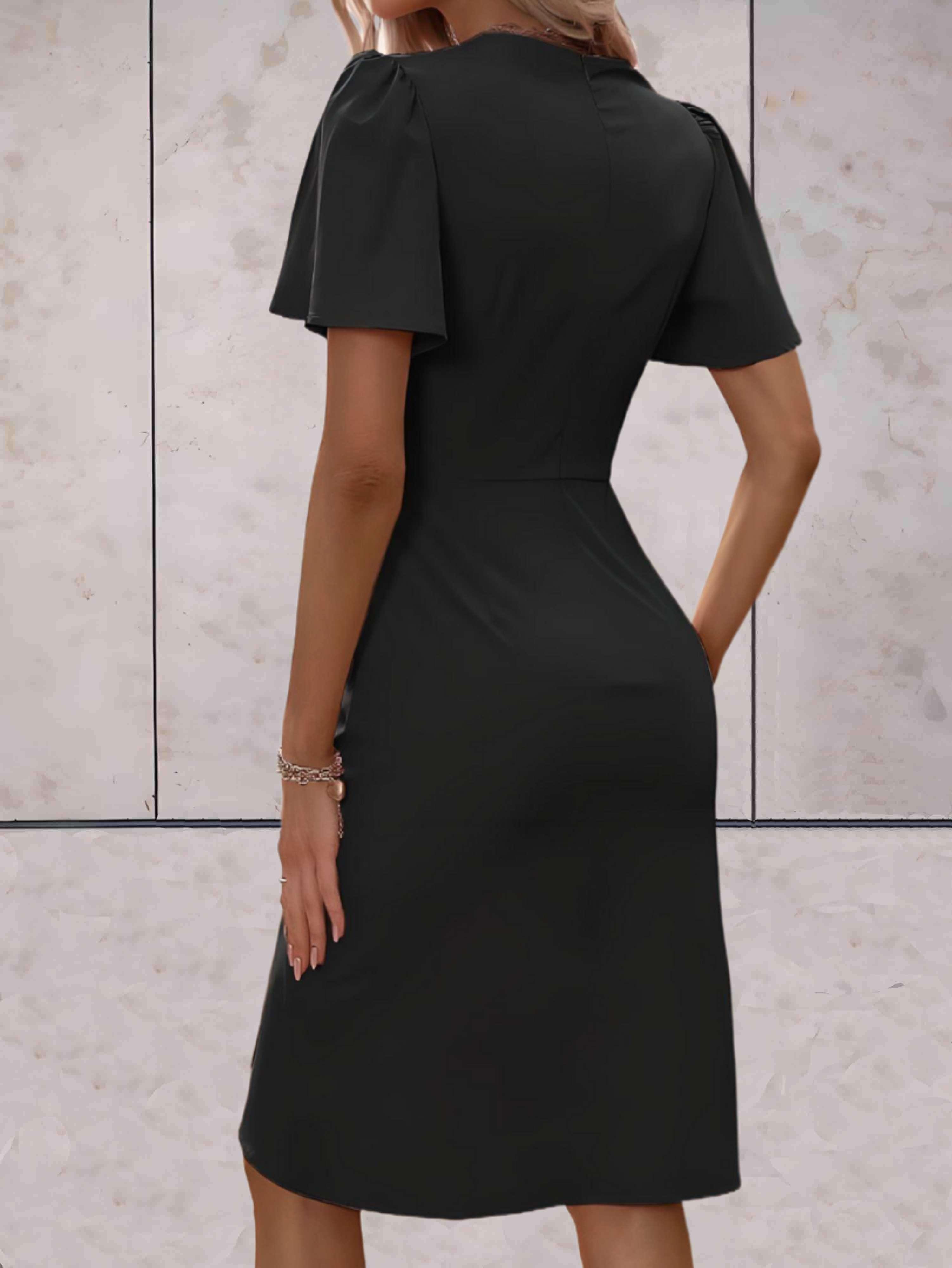 elegante wikkeljurk met korte mouwen