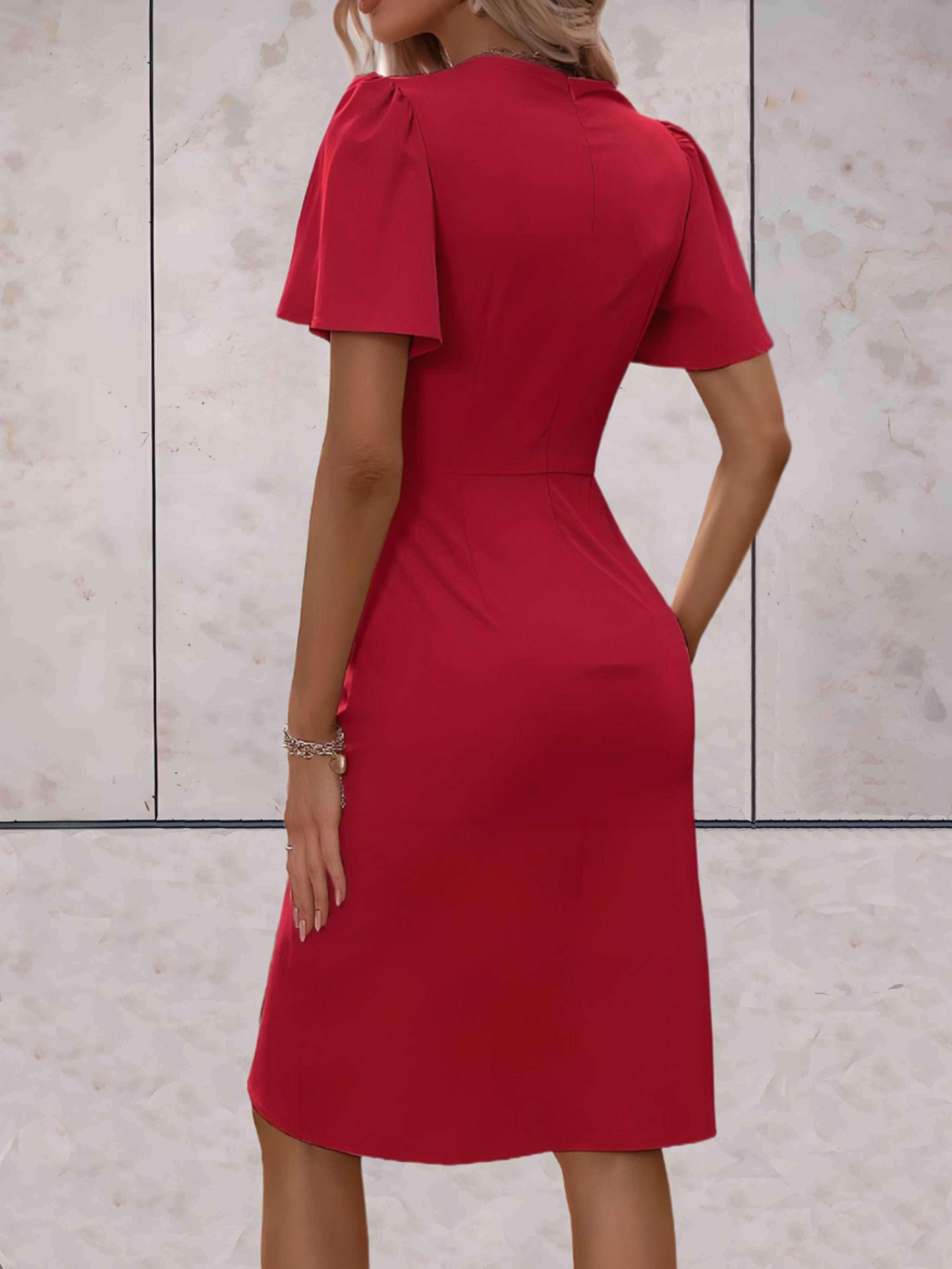 elegante wikkeljurk met korte mouwen