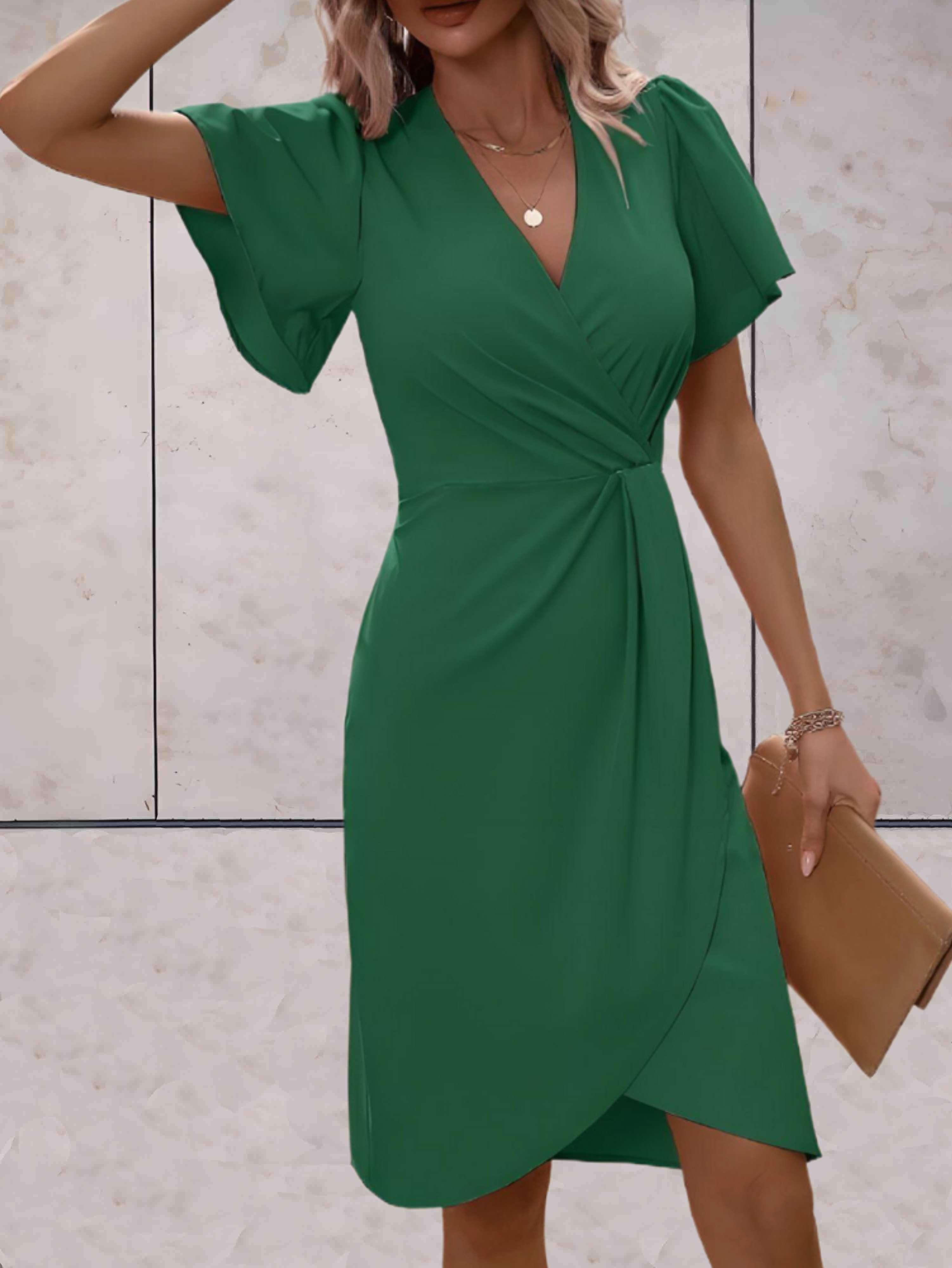 elegante wikkeljurk met korte mouwen