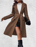 R&B | Lange und Oversized Jacke mit Knopfverschluss, Brusttaschen und Bindegürtel