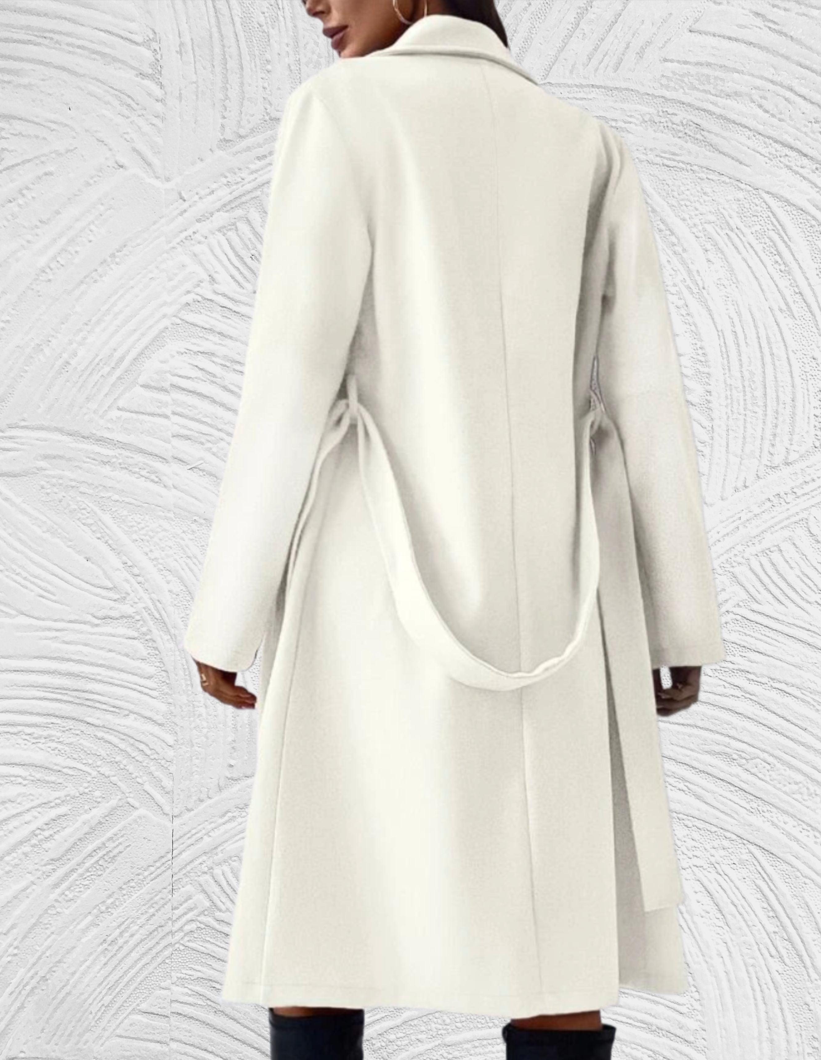 R&B | Lange und Oversized Jacke mit Knopfverschluss, Brusttaschen und Bindegürtel