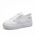 R&B | Stylische Niedrig Geschnittene Schnürsneakers mit Seitlichen Details und Sicherer Passform