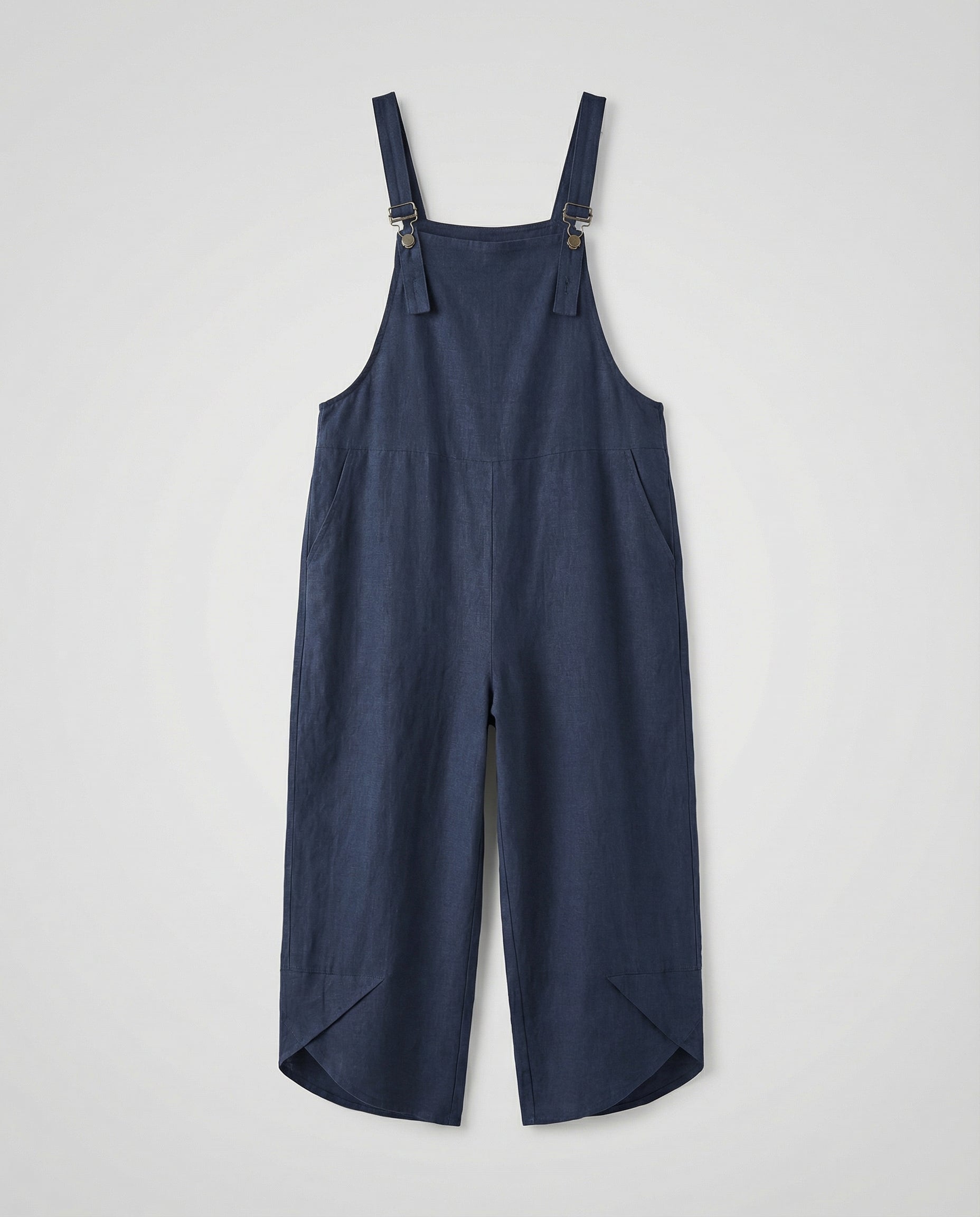 Lässige Sommer-Latzhose aus