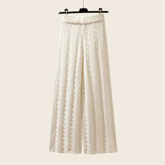 R&B | Strickset