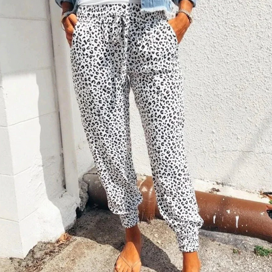 R&B | Weit Geschnittene Hose mit Leopardenmuster