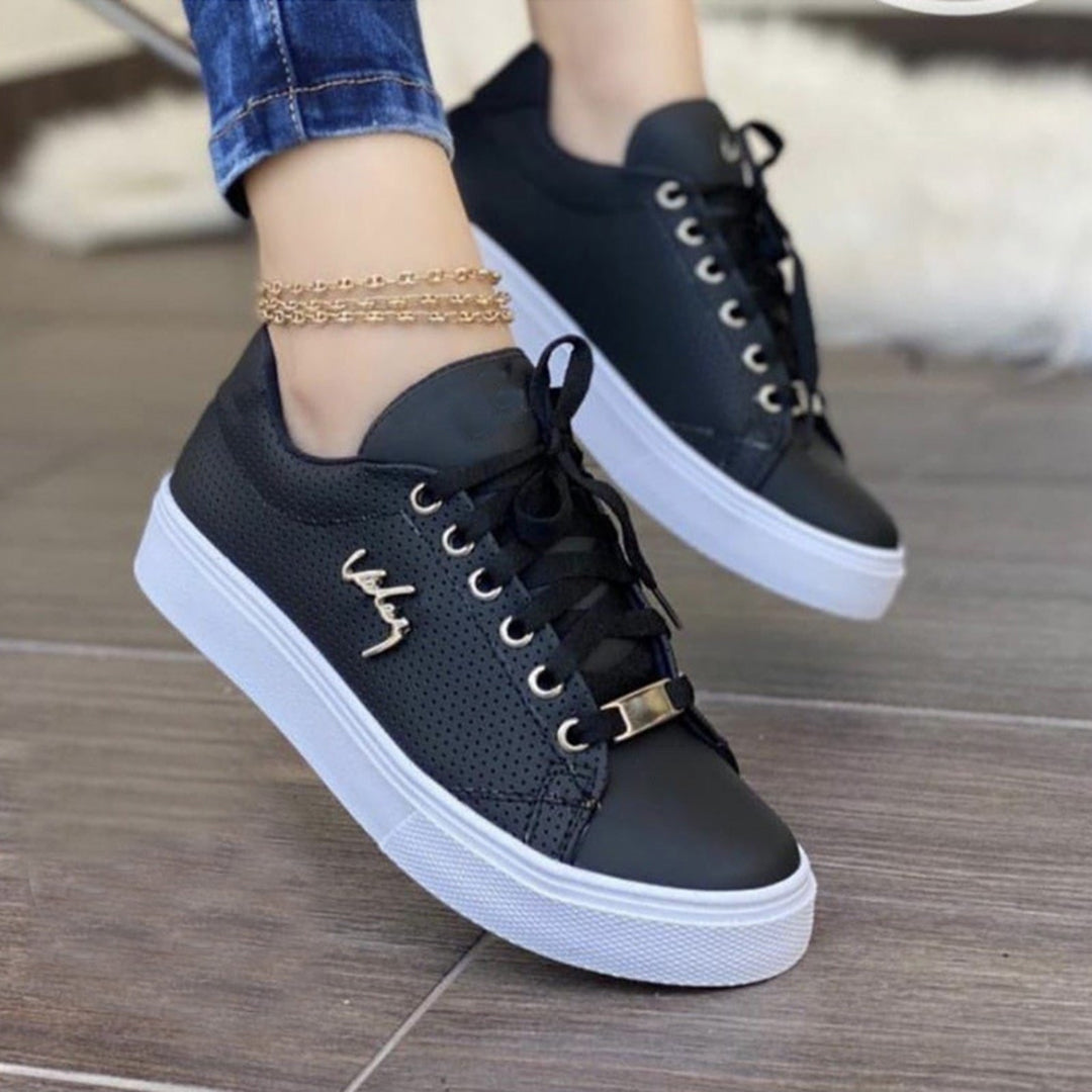 R&B | Entspannte Und Stilvolle Allgemeine Sneakers