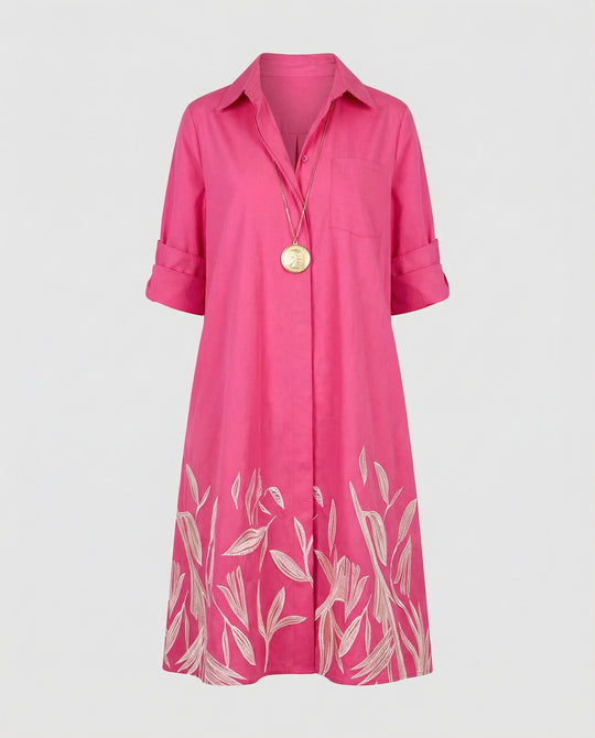 Kleid mit Eleganten langen Ärmeln.