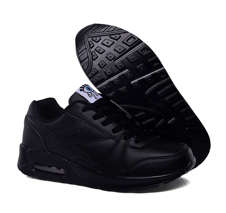 Orthopädische schuhe mit schwarzer Augenmusterung