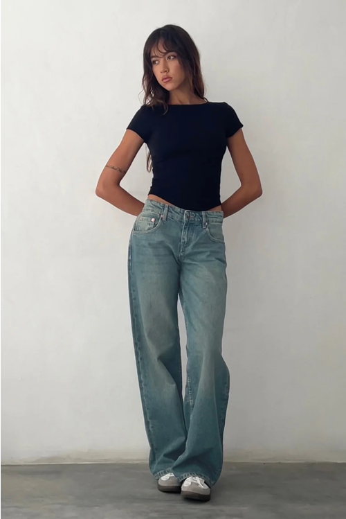 R&B | Low Rise Jeans
