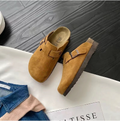Schlupfclogs mit verstellbarer Schnalle