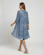 Stylisches Frauenkleid