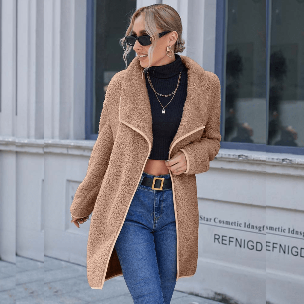 R&B | Modische und Minimalistische Winterjacke