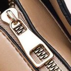 Exklusive und stilvolle Tasche, die die Raffinesse und Eleganz der modernen Frau unterstreicht | Vegan Leather