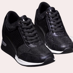 Turnschuhe mit Keilabsatz