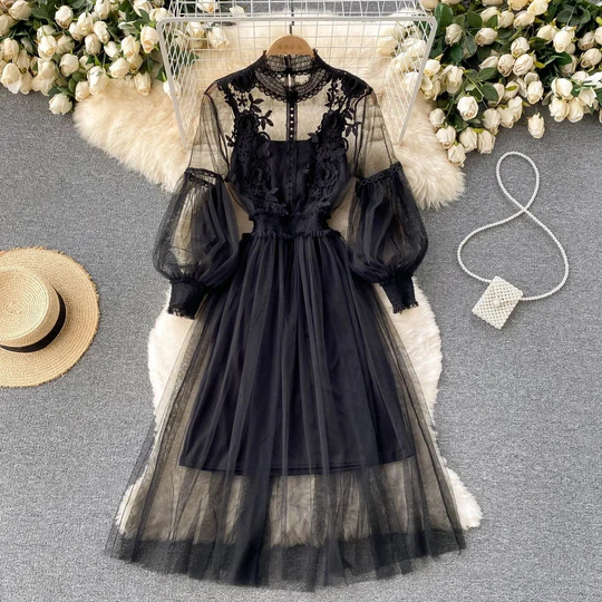 R&B | Florales Blumenkleid