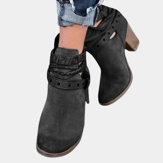 R&B | Trendy ladies boots