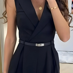 R&B | Ärmelloser Jumpsuit Wickel-V-Ausschnitt Taillierter Gürtel Plissierte Shorts Taillierte Passform