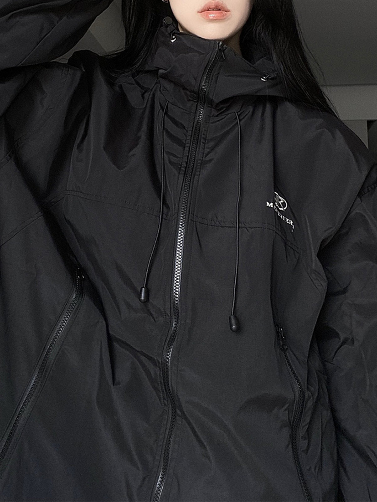 R&B | Retro Schwarze Wasserdichte Outdoorjacke mit Kapuze