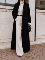 R&B | schwarze Überjacke - eleganter Mantel mit geräumigen Taschen