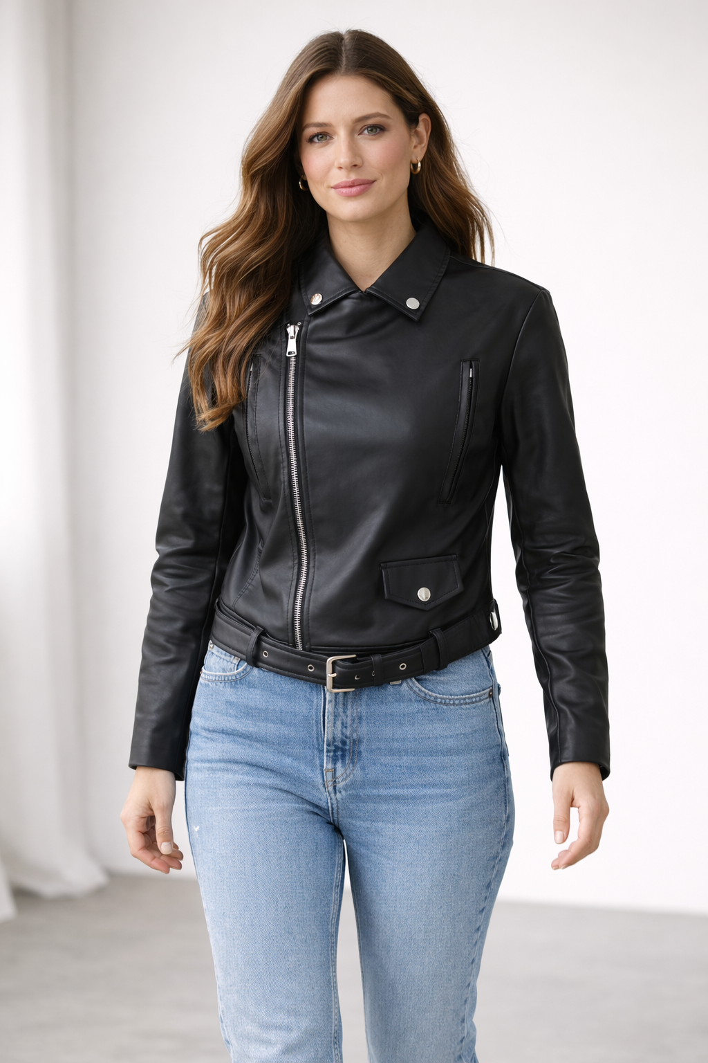 Damen Bikerjacke aus Kunstleder mit asymmetrischem Reißverschluss