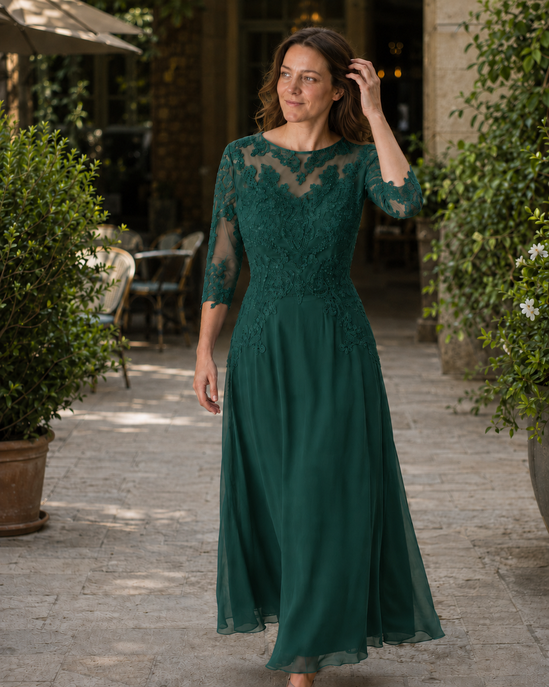 R&B Damen Abendkleid mit Spitzenoberteil und fließendem Rock