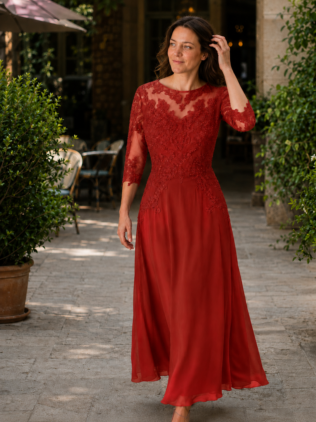 R&B Damen Abendkleid mit Spitzenoberteil und fließendem Rock