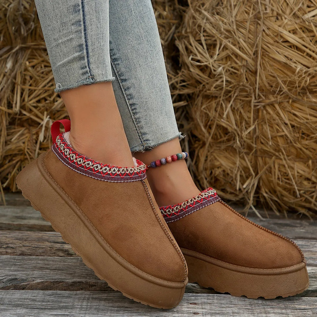 Flache Schuhe aus Fell R&B
