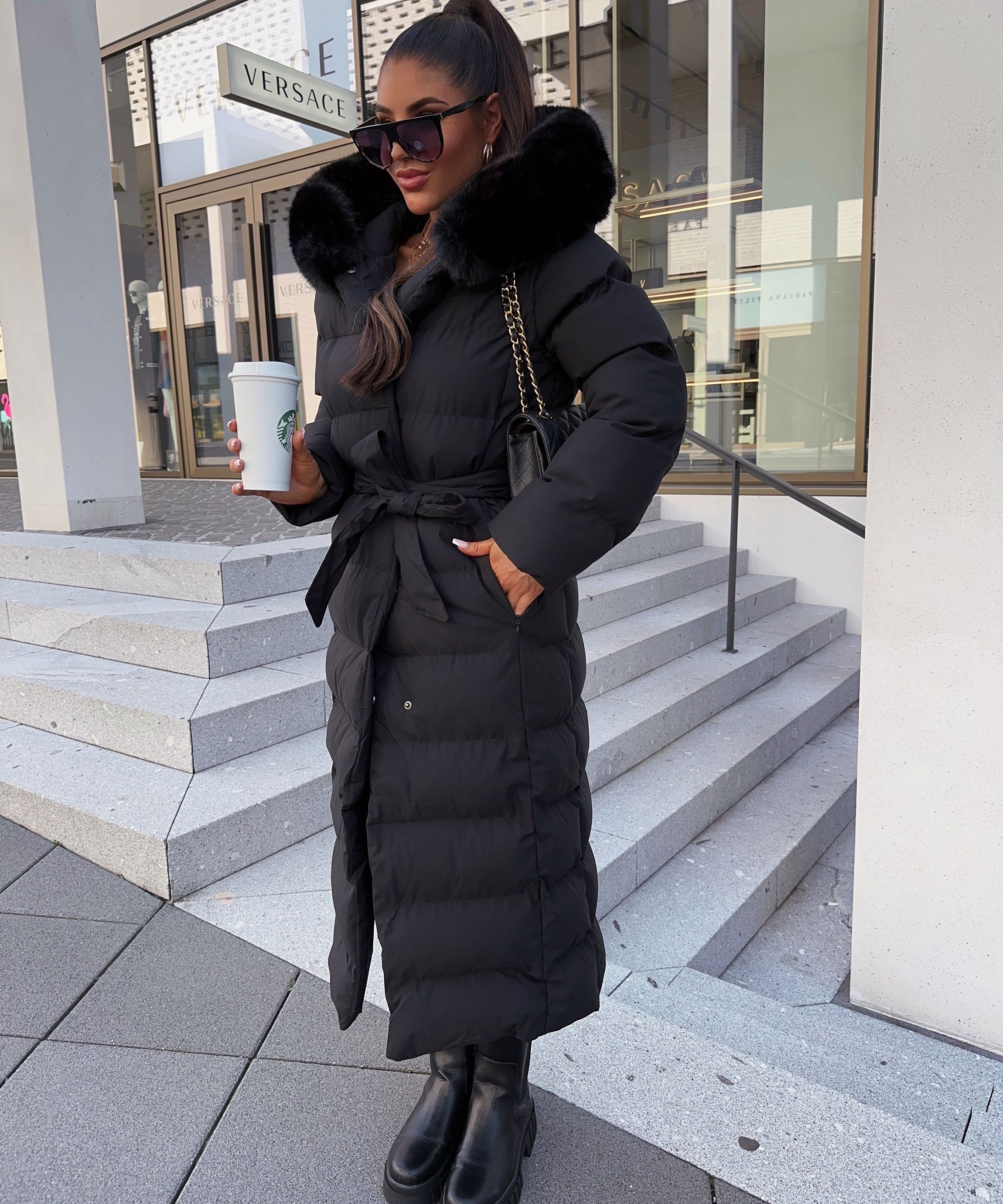 R&B | Damen Lange Gewattete Winterparka mit Kapuze und Gürtel