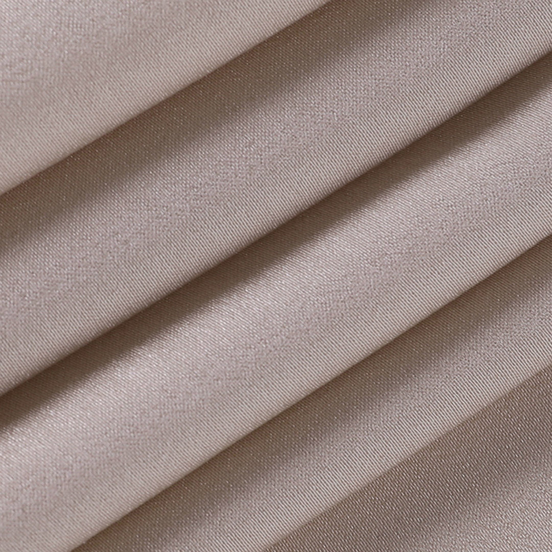 Festkleid mit Ausschnitt