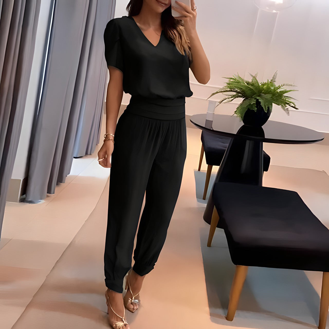 Modisches Set aus Bluse und Hose mit Bauchbedeckung