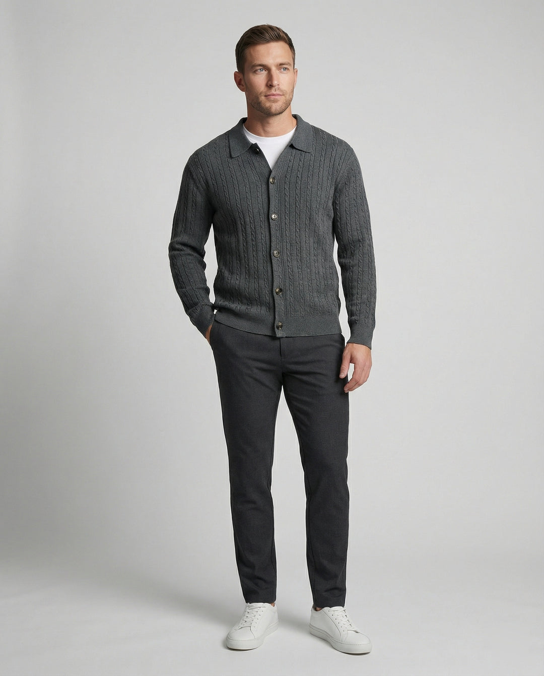 Herren Strickjacke aus Baumwolle im edlen Old-Money-Stil