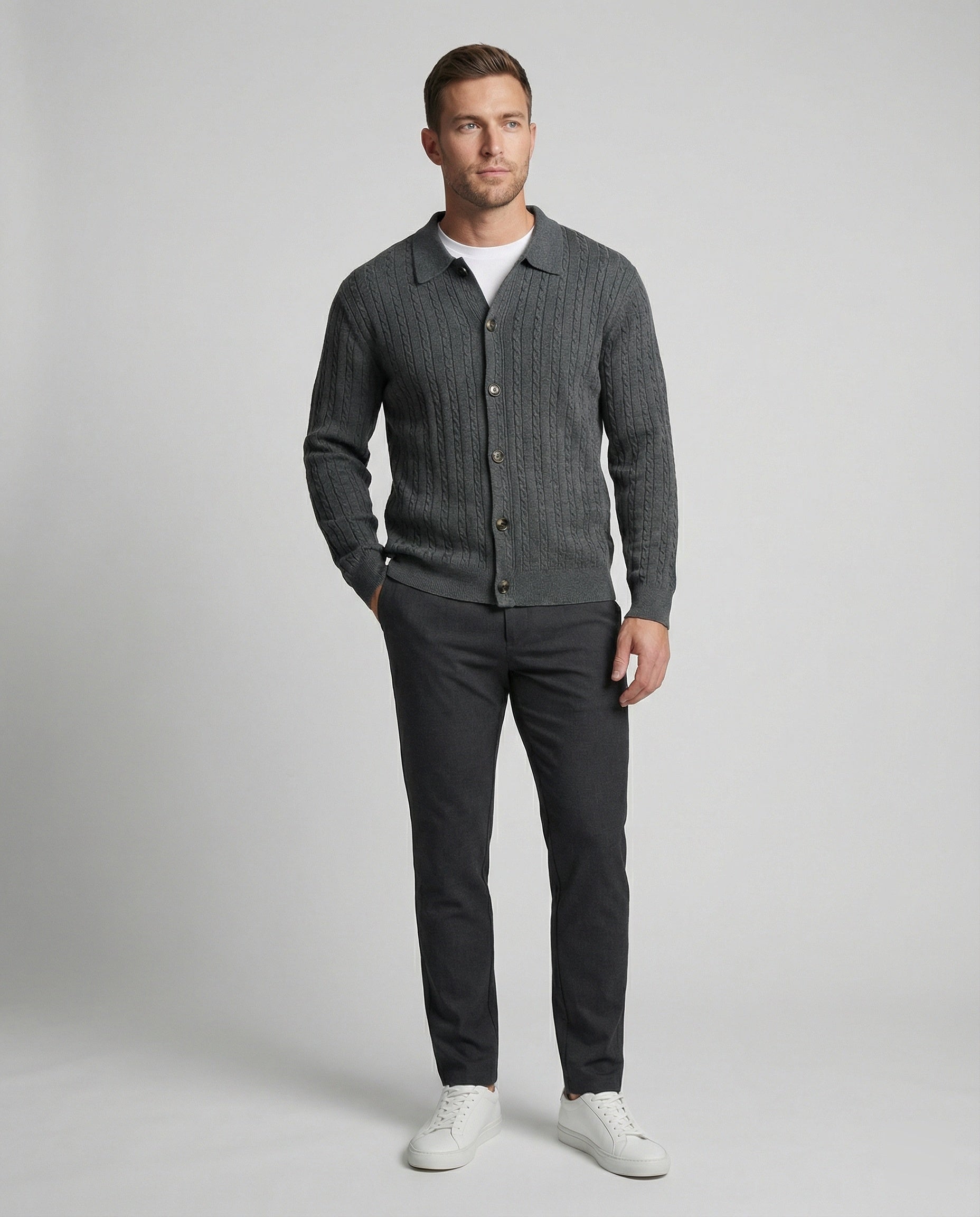 Herren Strickjacke aus Baumwolle im edlen Old-Money-Stil