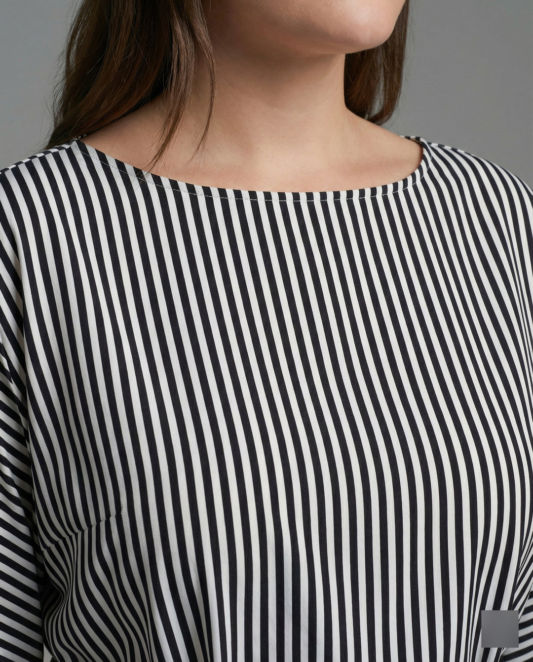 Damen Streetwear zweiteiliges Set mit gestreiftem Wickelshirt, Bindegürtel und weiter Palazzo-Hose R&B