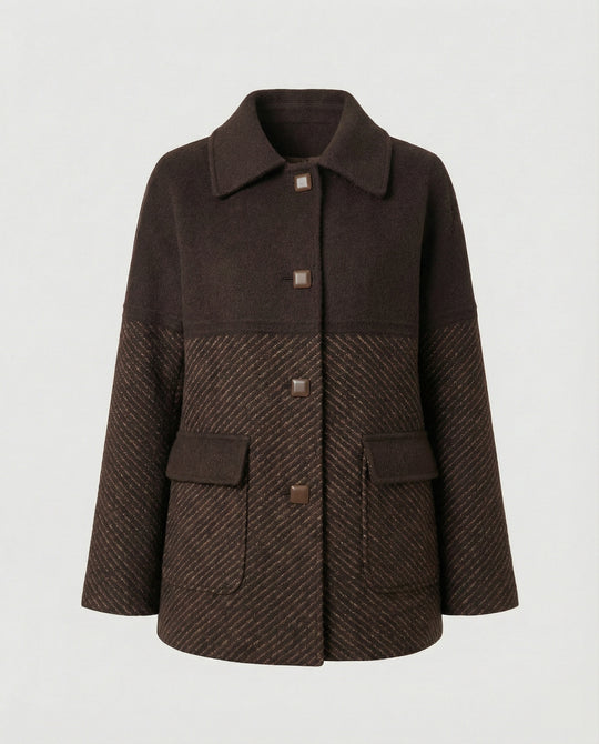 Elegante Wolljacke mit übergroßem Kragen, weiter Schnitt und diagonaler Strickstruktur R&B