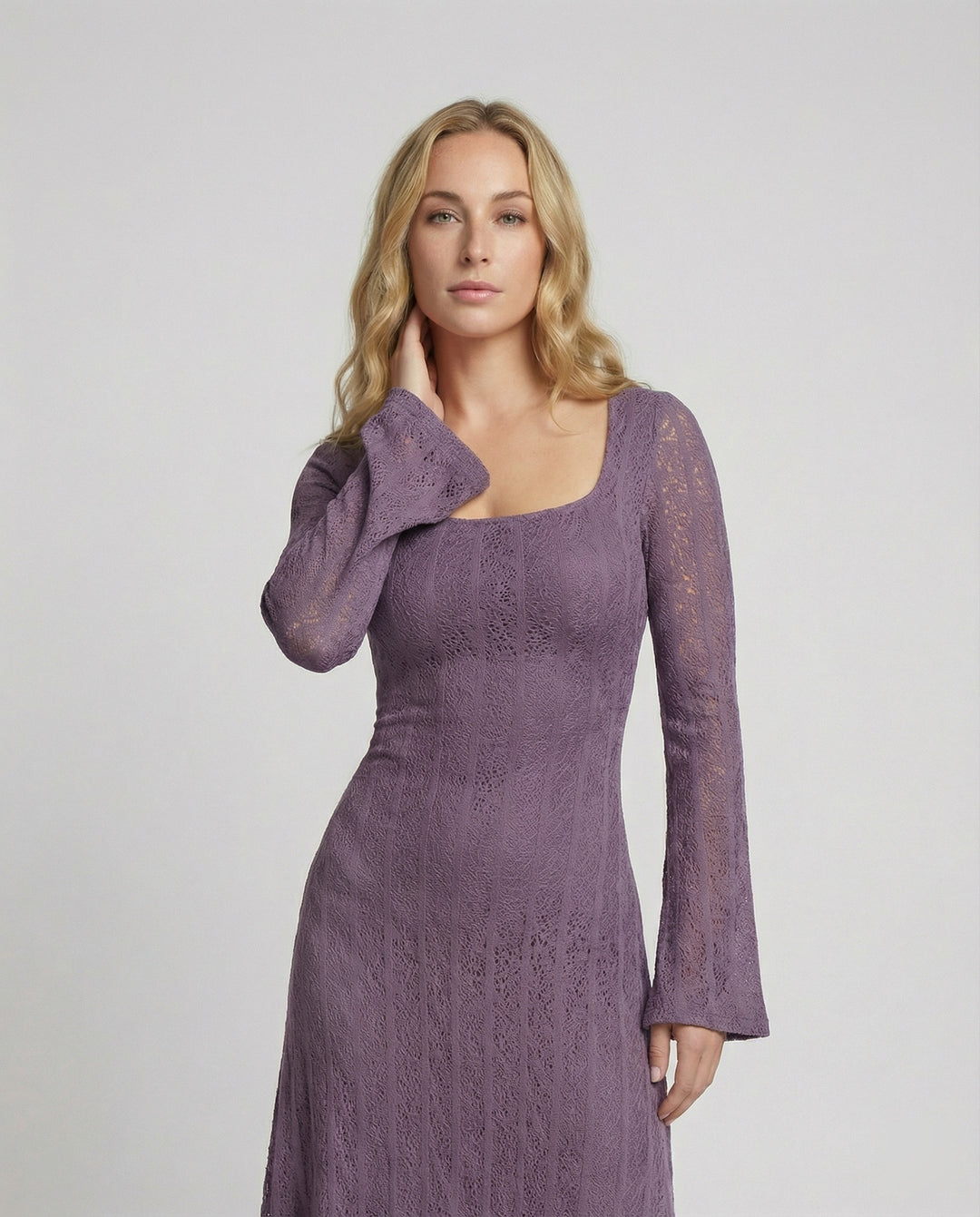 Elegantes tailliertes Strickabendkleid mit quadratischem Ausschnitt und bodenlangem A-Linien-Rock R&B