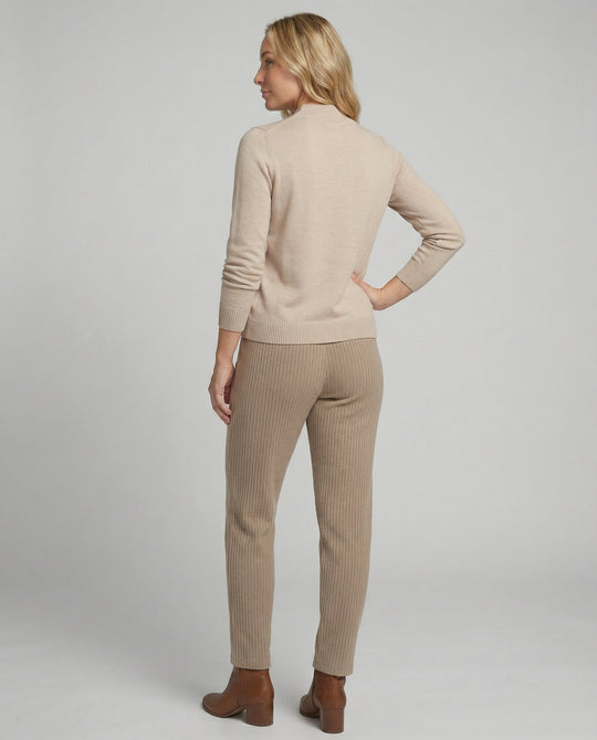 Feines Strickensemble mit Stehkragenpullover und komfortabler Elastikbundhose R&B