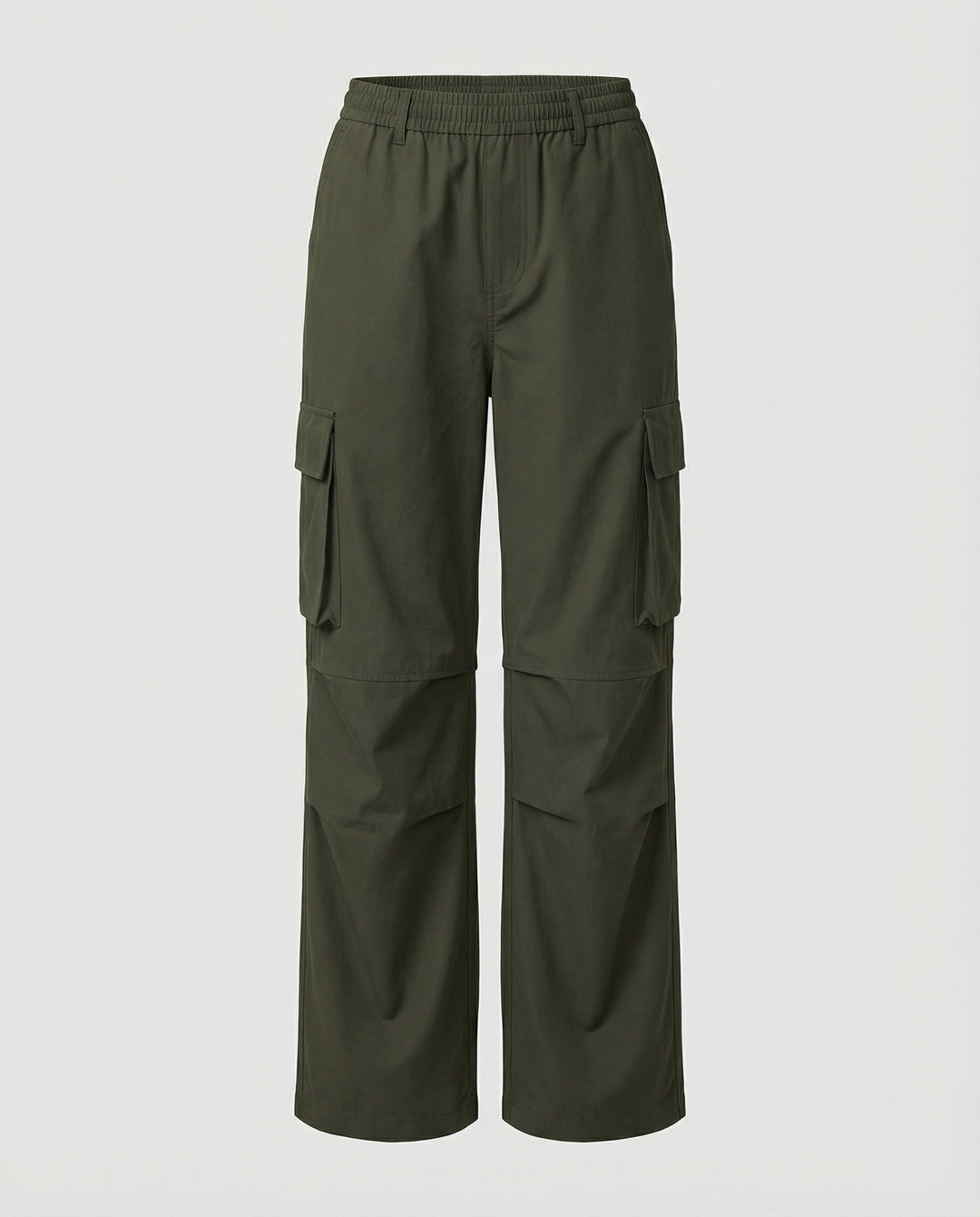 Sportive Oversize-Cargohose mit elastischem Tunnelzugbund, verstellbarem Saum und großen Klappentaschen R&B